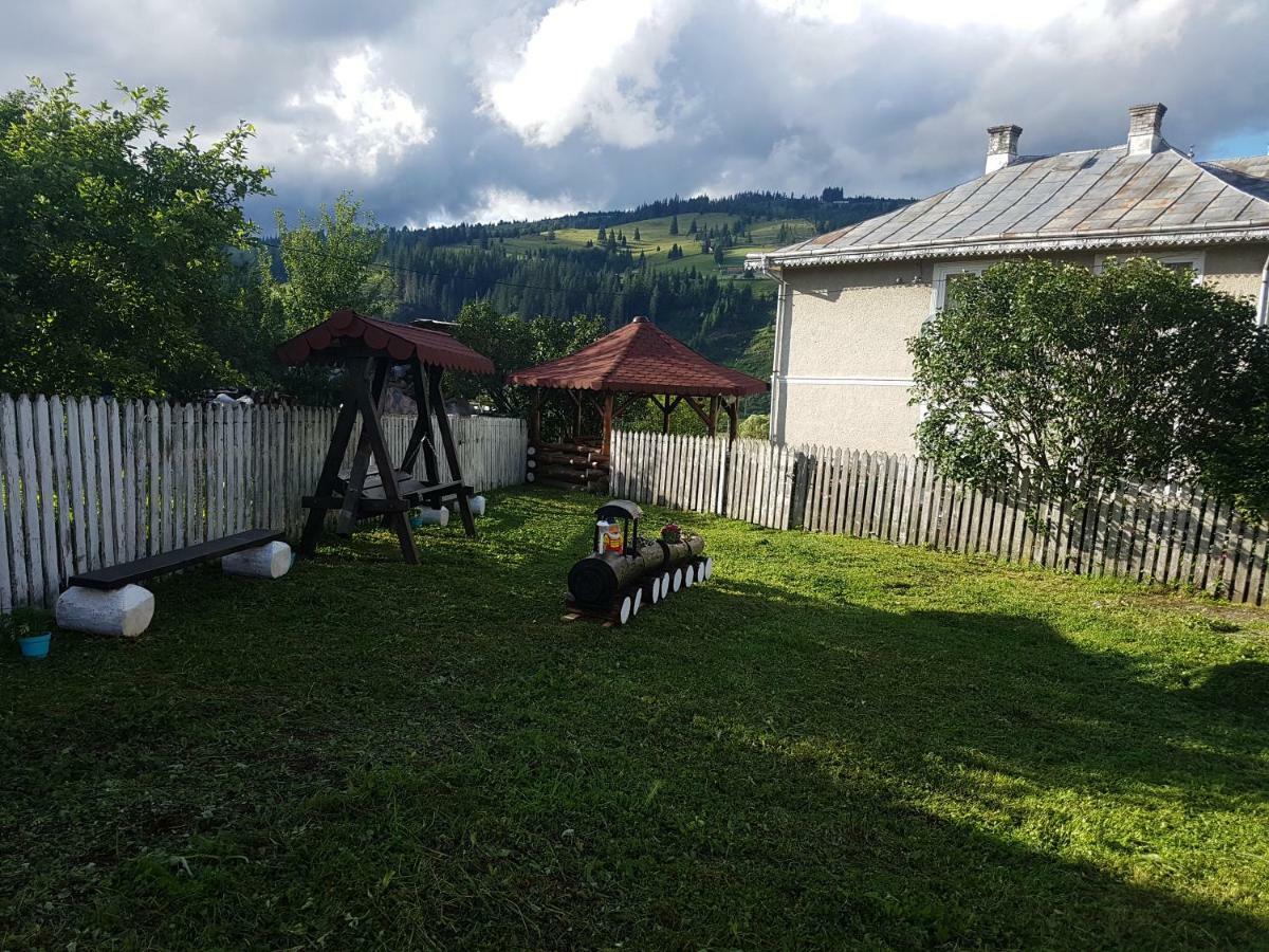 Apartament Tiatim Leilighet Vatra Dornei Eksteriør bilde